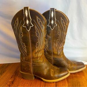 Classic Cowgirl size 6